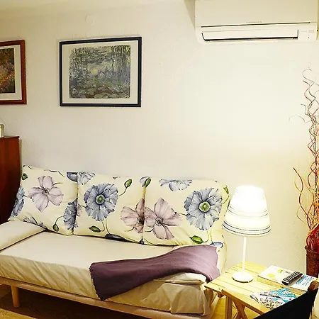 Apartment Economic Rambla Suites