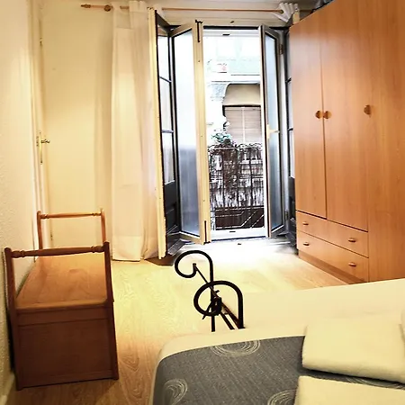 Economic Rambla Suites Apartamento Barcelona